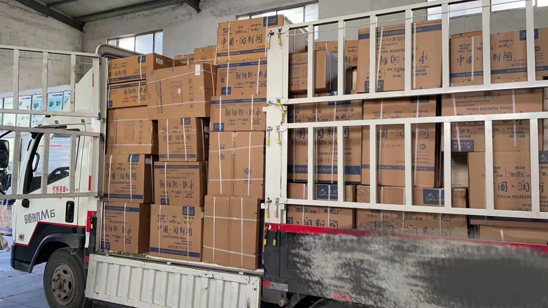 水處理設(shè)備配件大量發(fā)貨